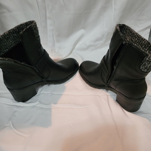 Baretraps  Women's Size 8M  Black Boots/Bootie - Picture 8 of 16
